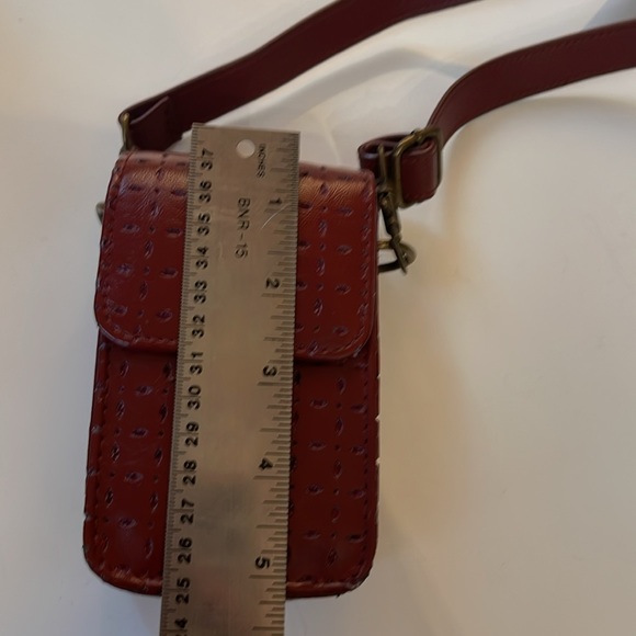 ICON Mini Travel cross body/ Can attach on a Belt - Picture 10 of 11